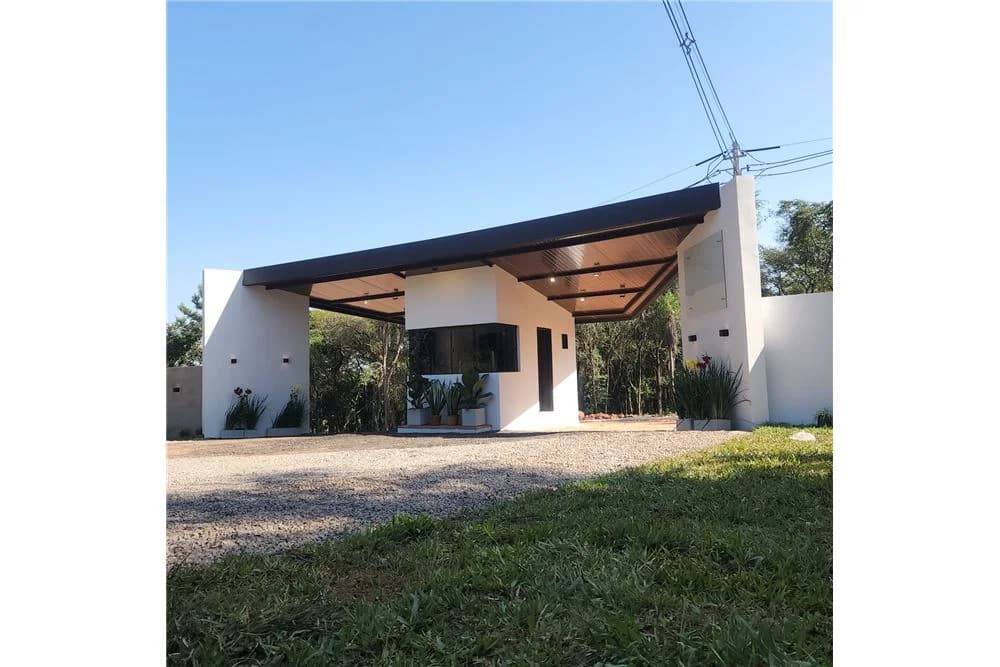 Terreno en Ypacaraí — Foto 1 de 14
