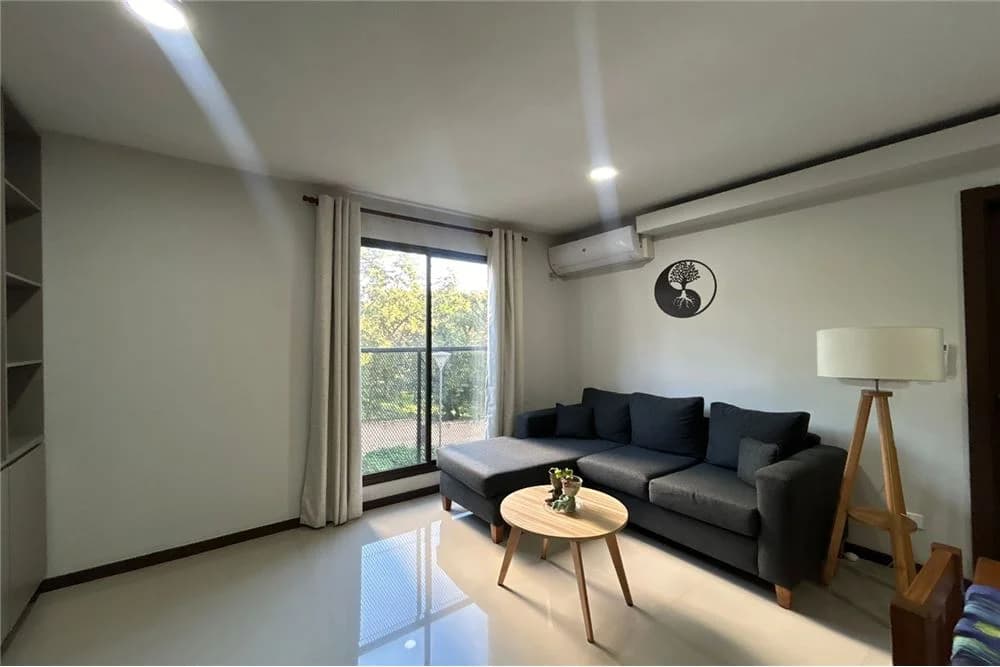 Apartamento en Luque — Foto 1 de 18