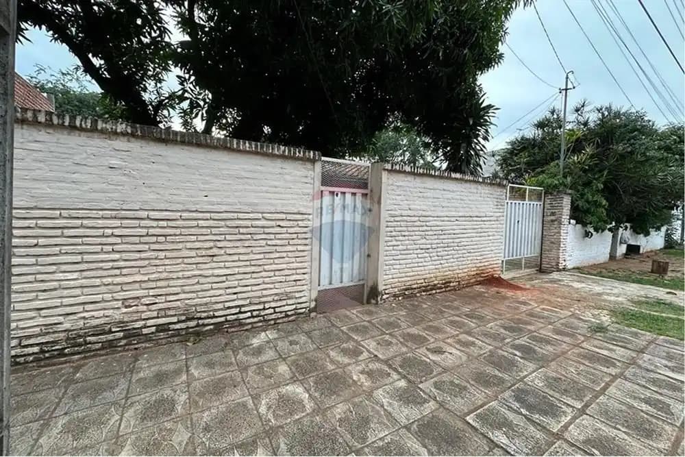 Casa en Luque — Foto 1 de 5