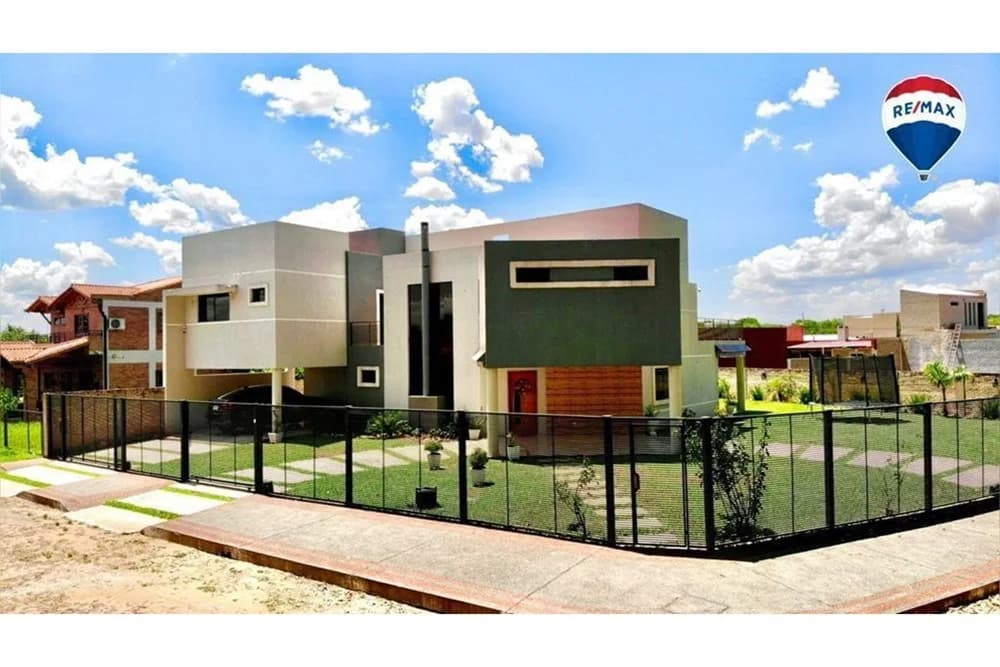 Casa en Ypané — Foto 1 de 16