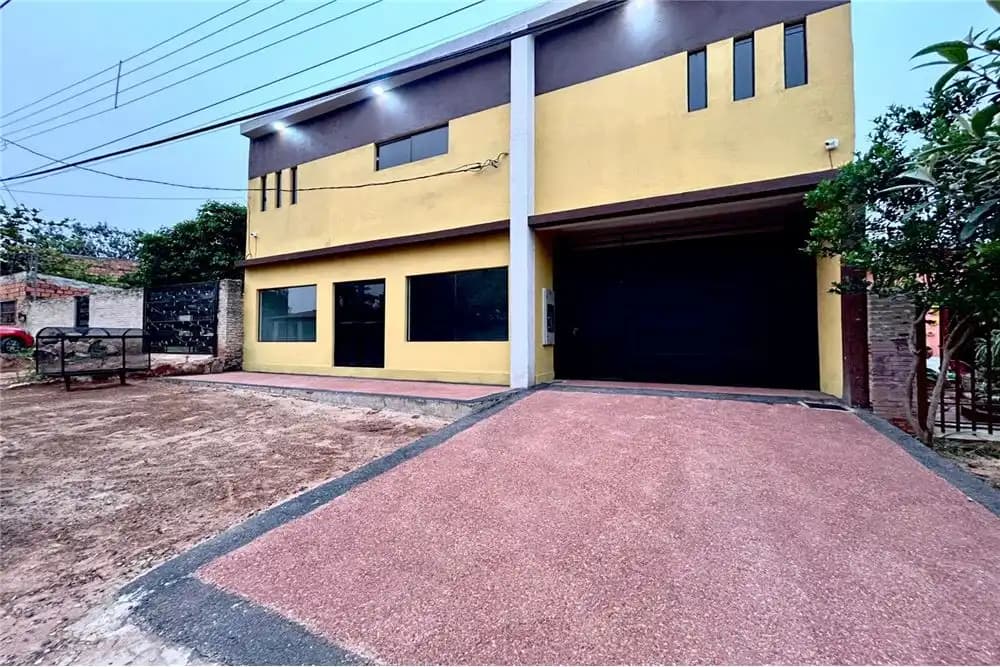 Apartamento en Limpio — Foto 1 de 9