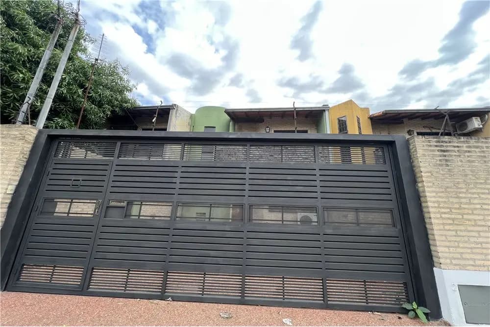 Duplex en Lambaré — Foto 1 de 24