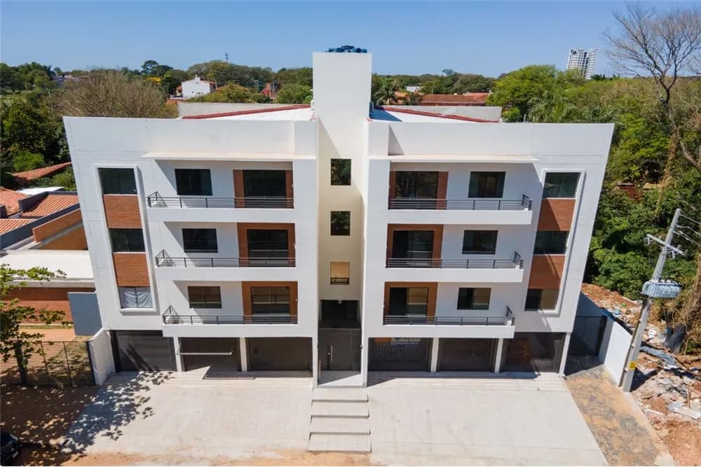Apartamento en San Lorenzo — Foto 1 de 16