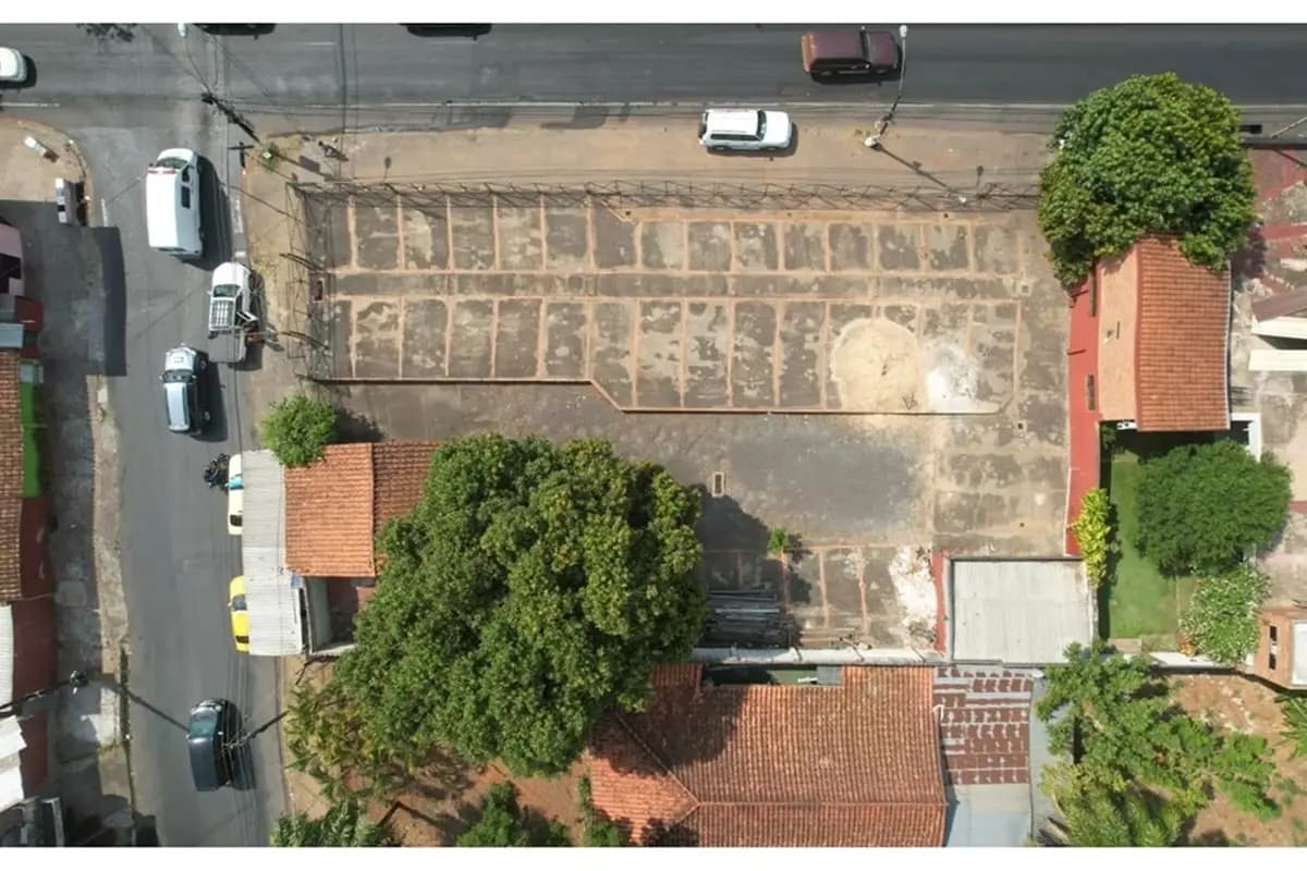 Terreno en San Lorenzo — Foto 1 de 3