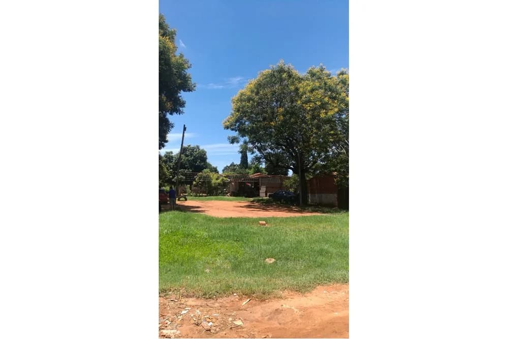 Terreno en Luque — Foto 1 de 8