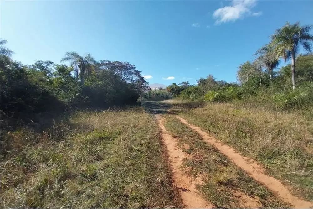Terreno en Caacupé — Foto 1 de 4