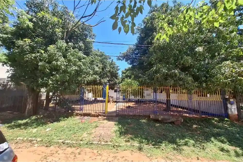 Casa en San Lorenzo — Foto 1 de 9