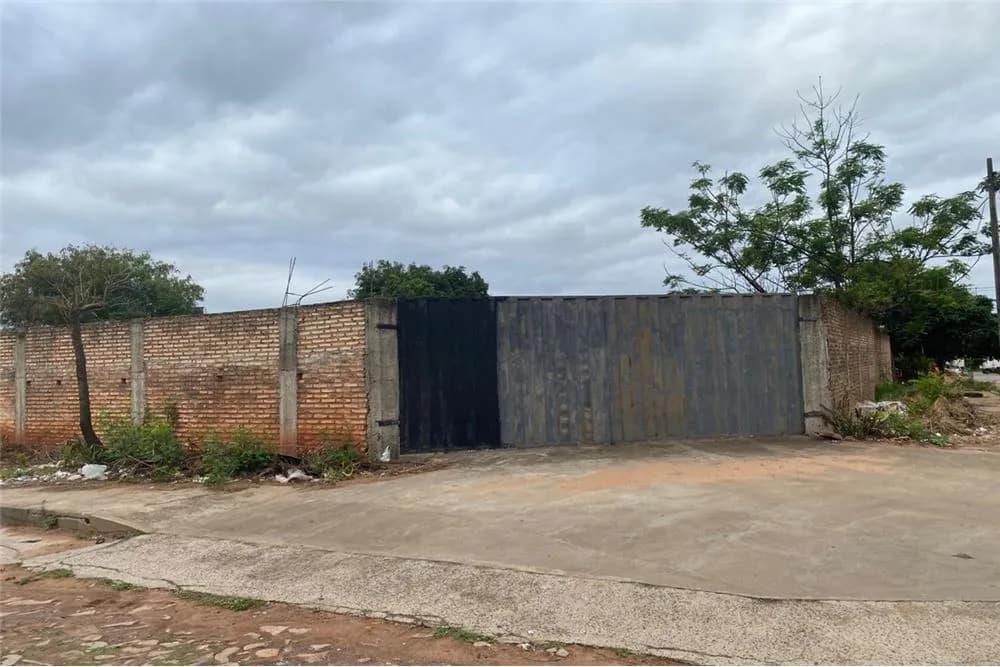 Terreno en San Lorenzo — Foto 1 de 6