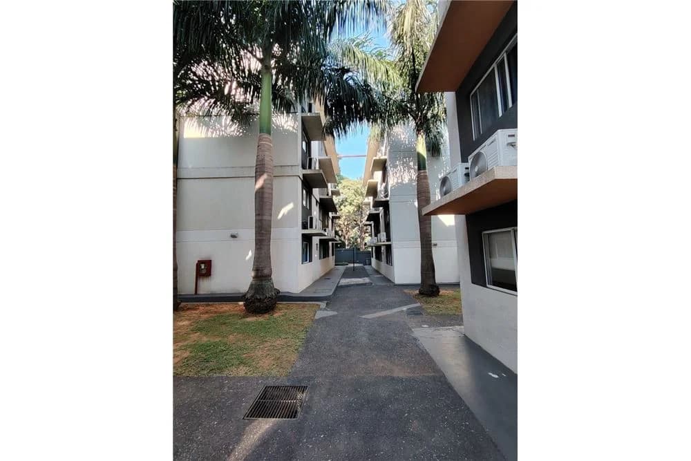 Apartamento en San Lorenzo — Foto 1 de 8
